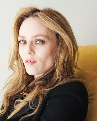 Vanessa Paradis verso