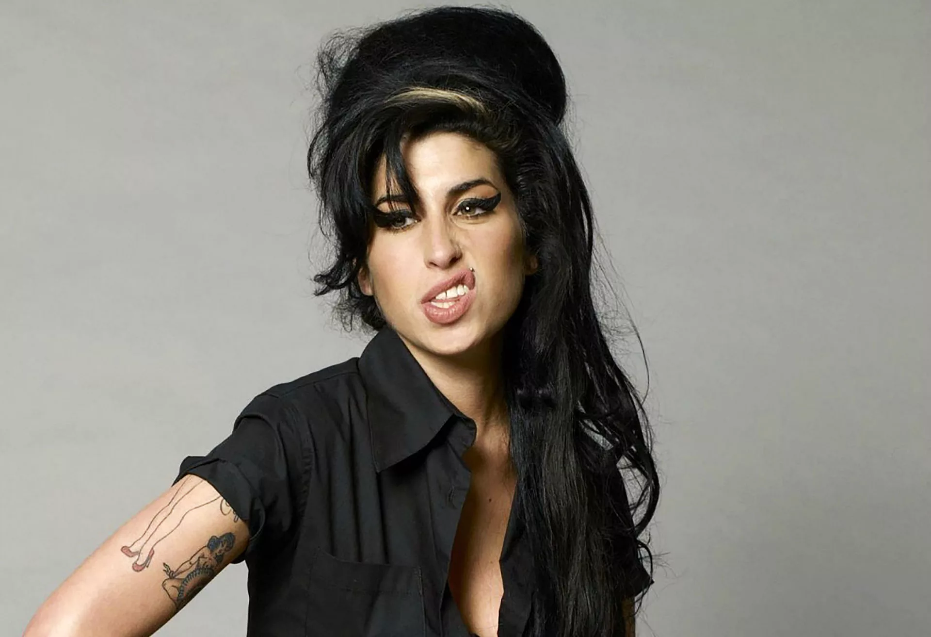 Amy Winehouse verso