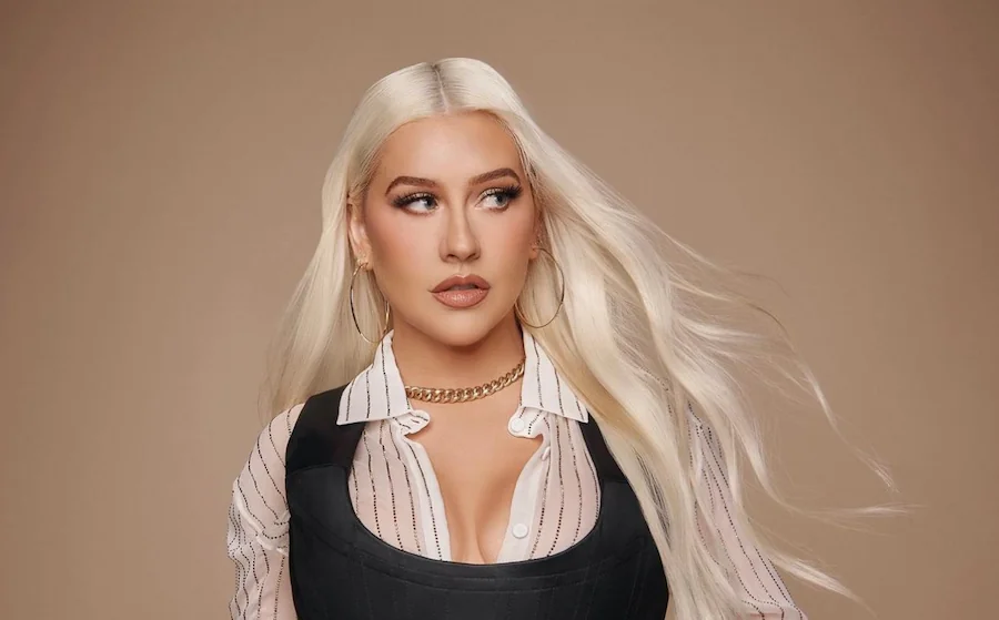 Christina Aguilera verso